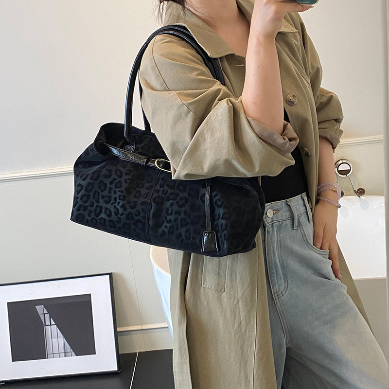 Vintage Leopard Print Tote Bag - Vintage Fashion Shop review and price